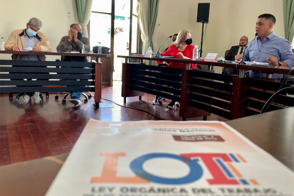 AN trabaja en leyes laborales derivadas de la Lottt