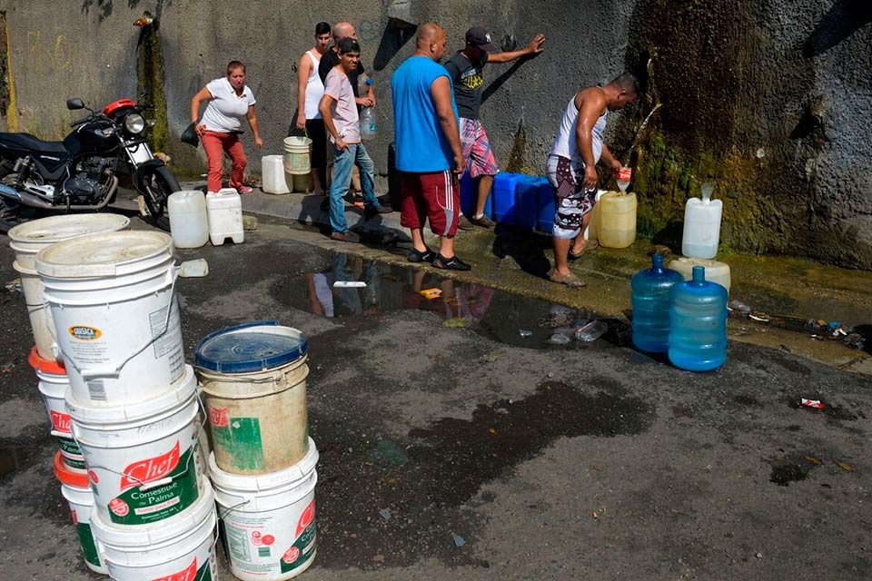 Los venezolanos primero