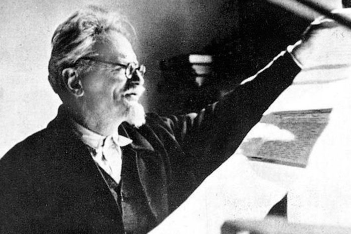 Trotsky y la Cantv