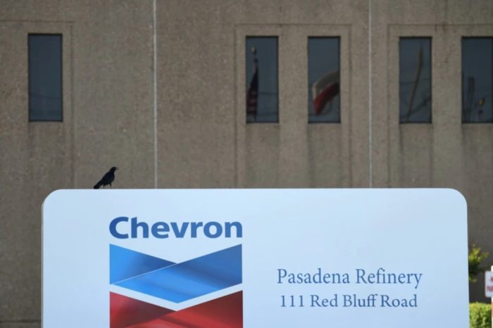 Chevron VOA Reuters petróleo