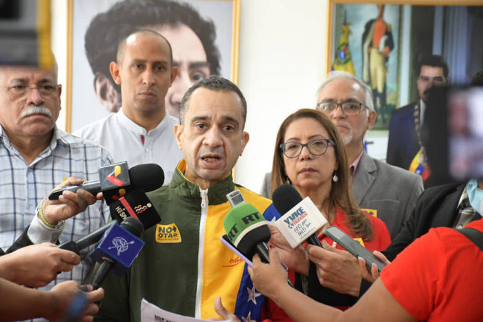 Julio Castro cumbre anti-OTAN