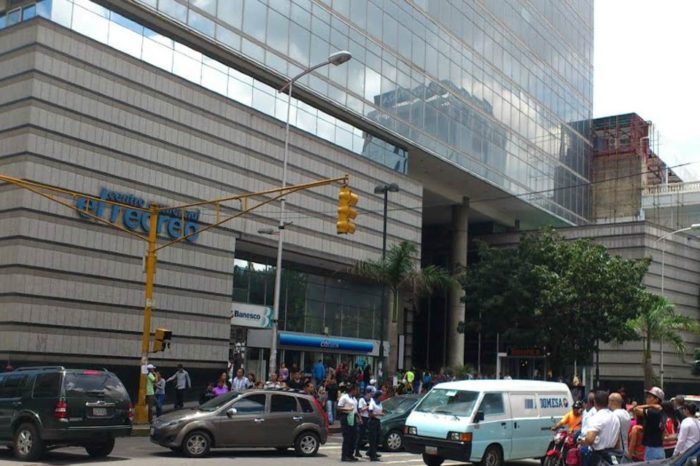 Centro Comercial El Recreo Burundanga