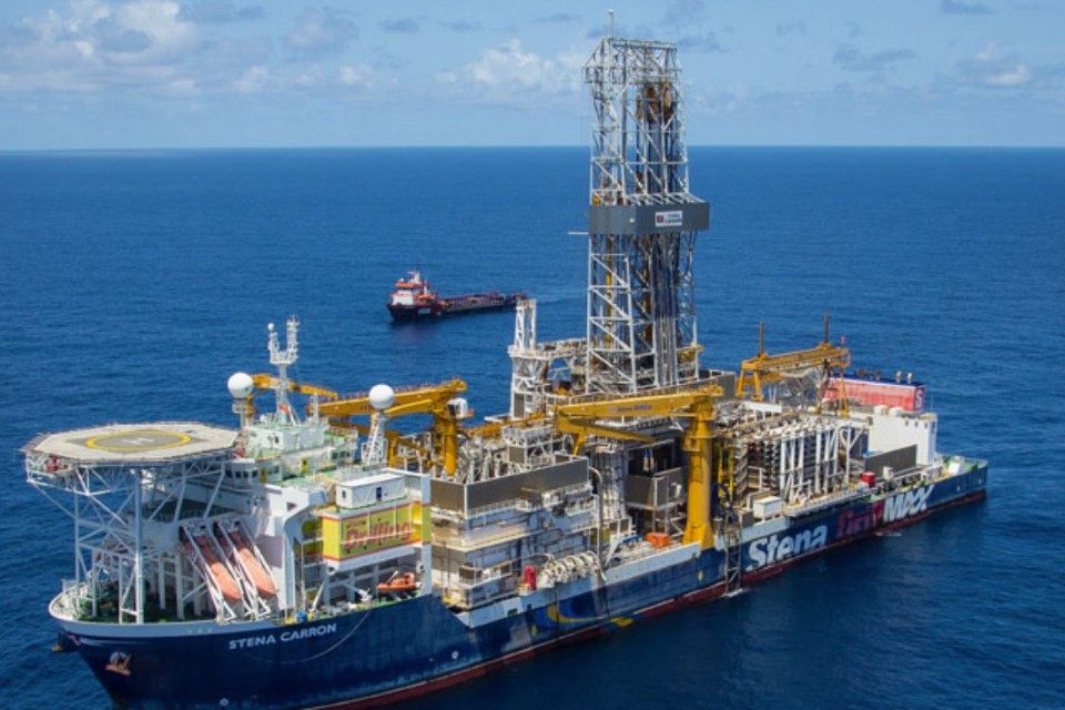 barco explorador petróleo ExxonMobil Esequibo Guyana