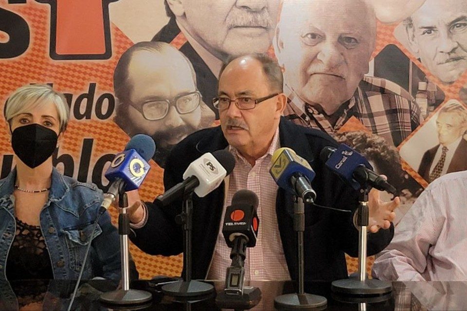 felipe mujica MAS