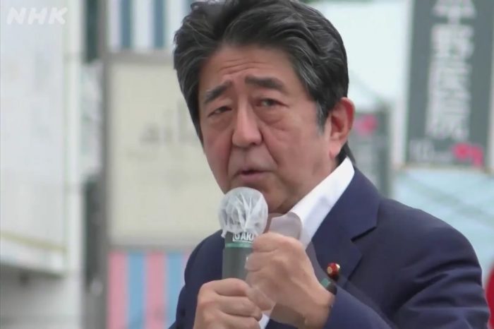 shinzo-abe-antes-ser-disparado