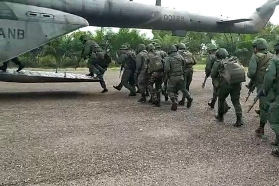 soldados Fuerza Armada Nacional FAN