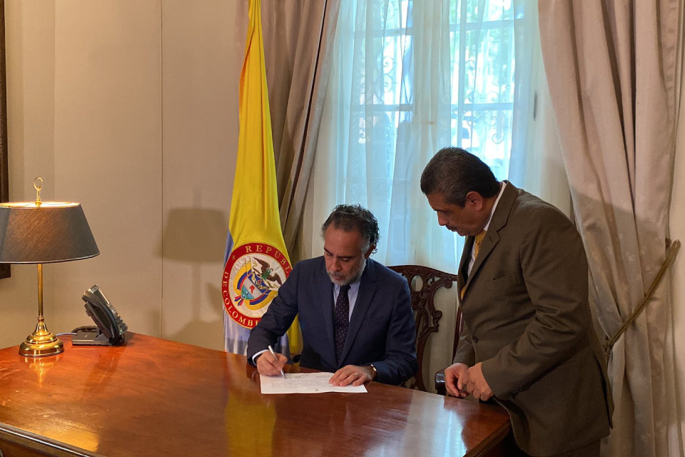 ARMANDO - BENEDETTI