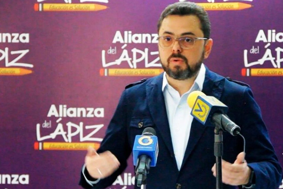 Alianza-del-Lapiz-Antonio Ecarri