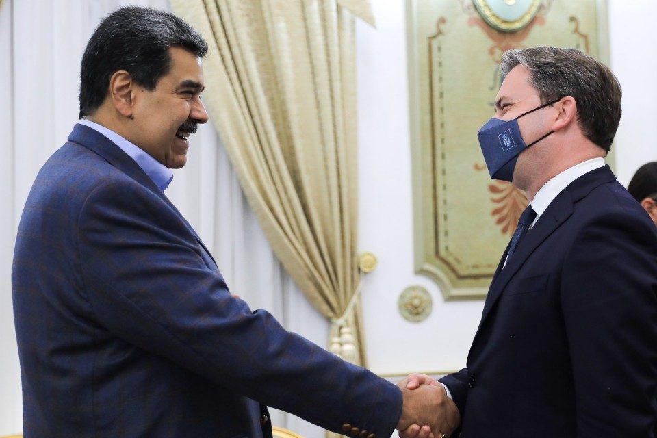 Maduro canciller de Serbia