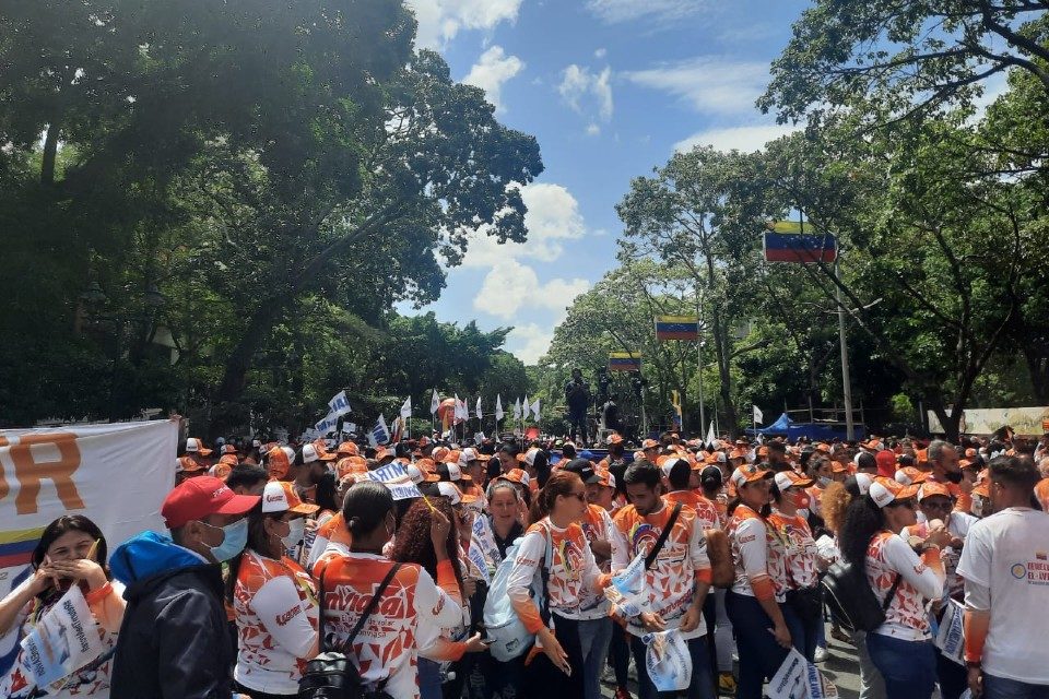 Oficialismo marcha avión oro plaza morelos 09.08.2022