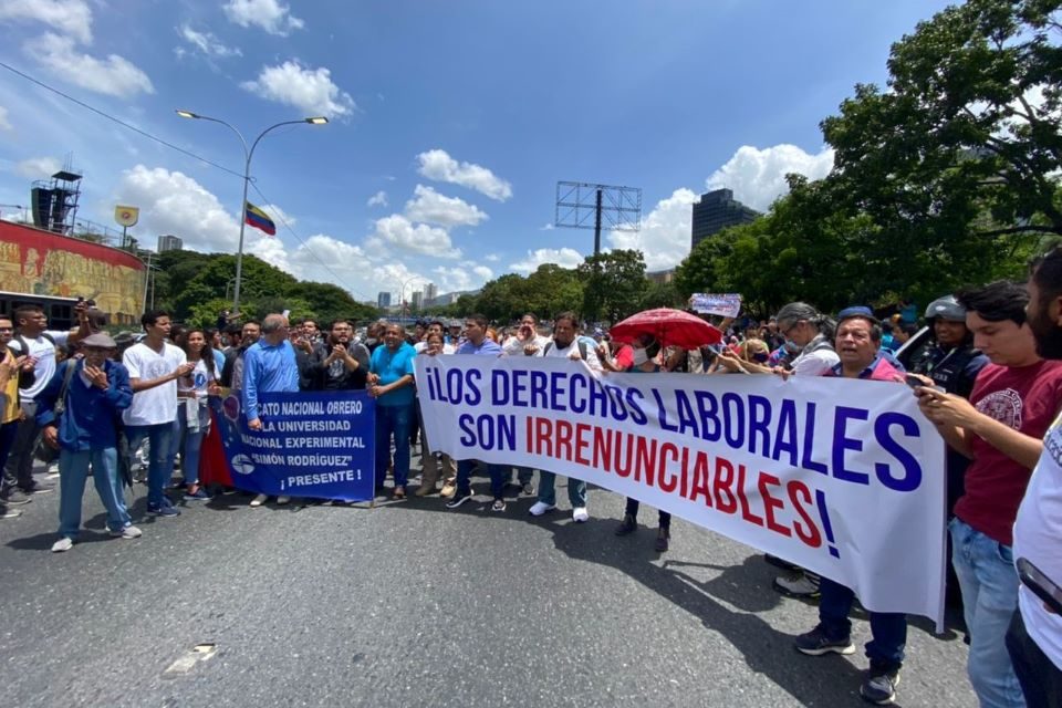 Inaesin