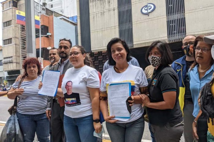 Protesta activistas privativa de libertad