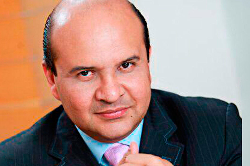 Roland Carreño