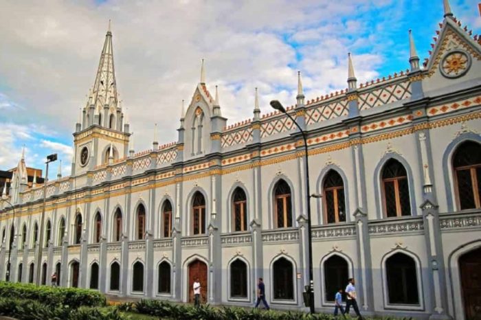 academia-venezolana-de-ciencias-fisicas-matematicas-y-naturales covid-19