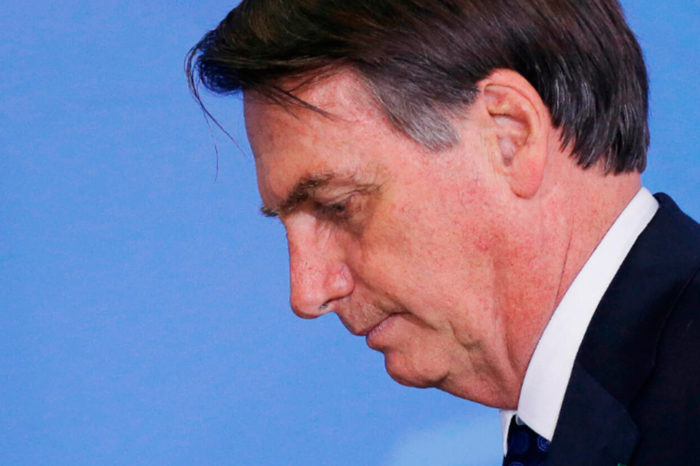 El todo o nada de Bolsonaro para seguir en la presidencia