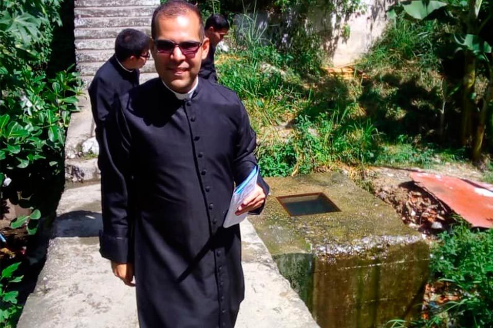 Jean Francisco, nuevo Apóstol de Dios