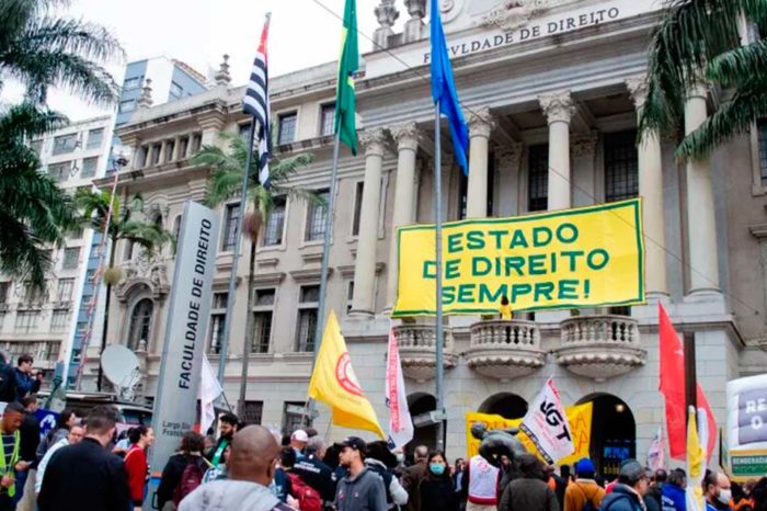 Despertando la voz de los demócratas