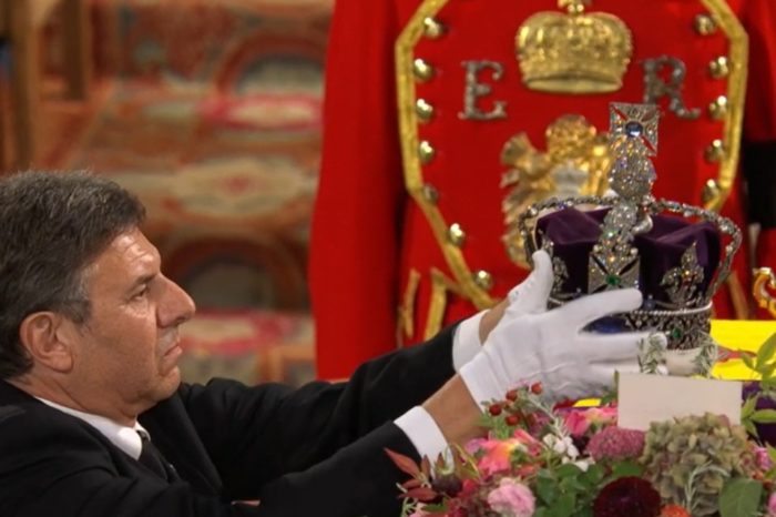 Joyero real isabel II funeral