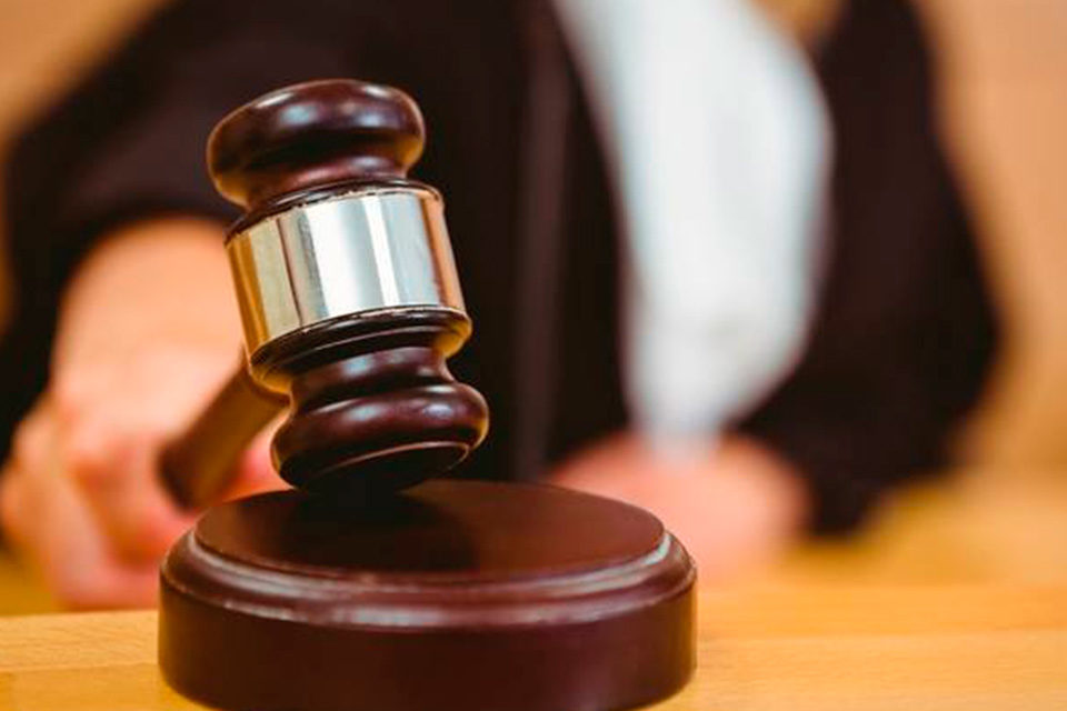 ¡Enjuicien a Maduro! abogados