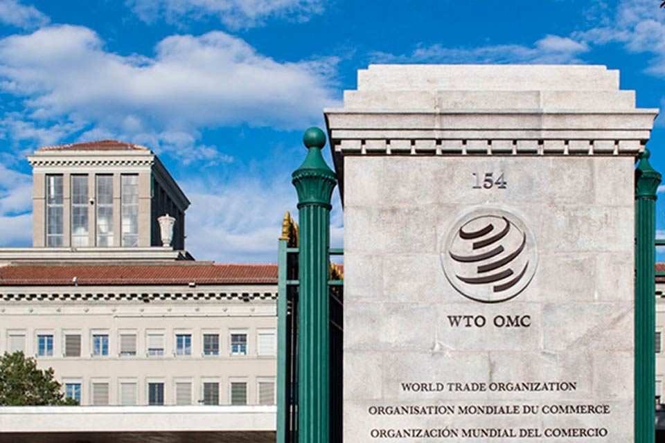 Jefa de la Organización Mundial del Comercio advierte futura «recesión global»