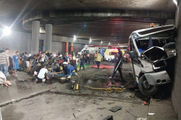 accidente transito av bolivar