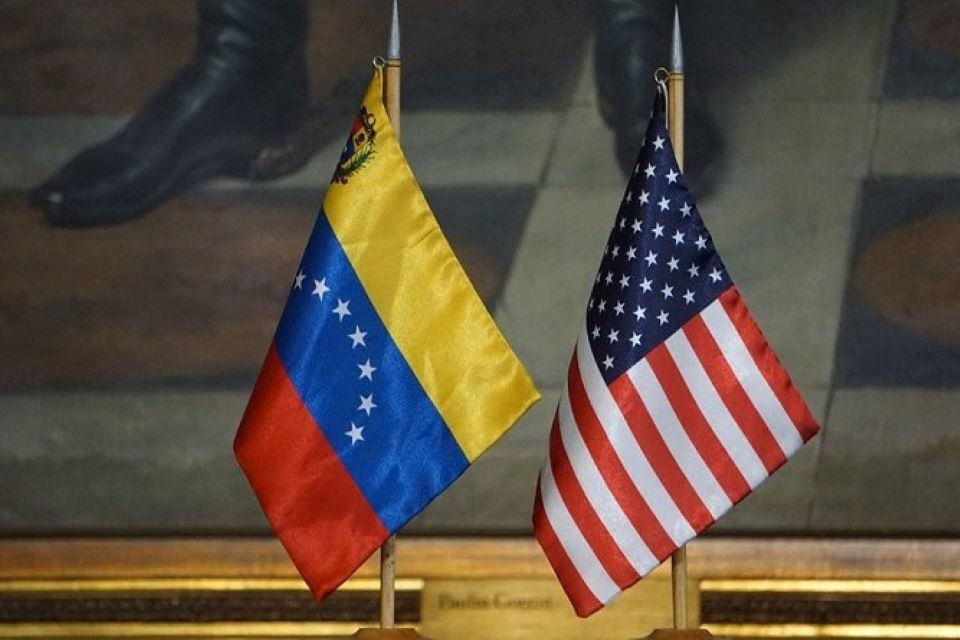 Banderas venezuela EEUU Esequibo Exportaciones Importaciones Grenell venezolanos
