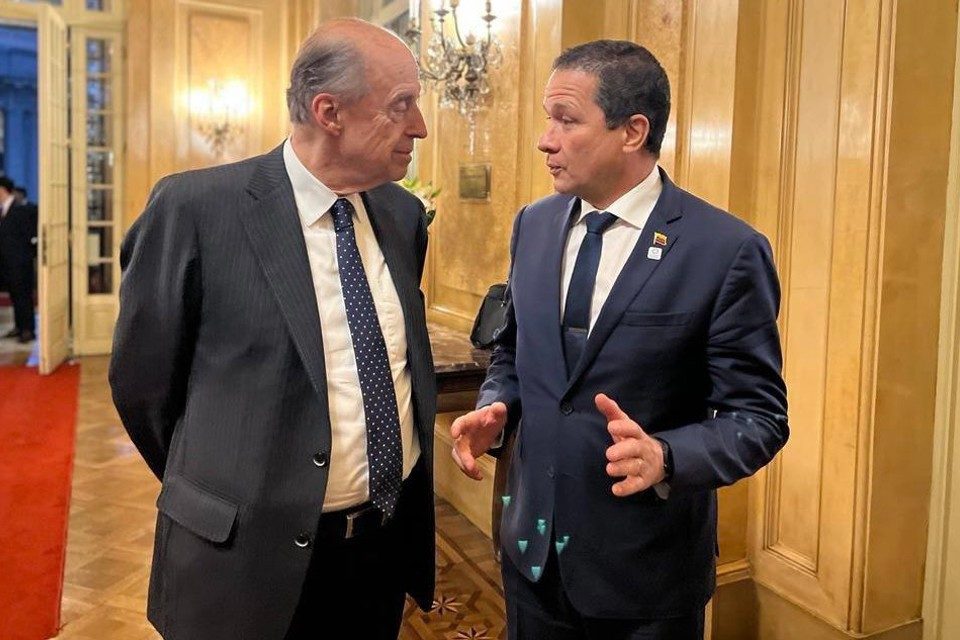 Carlos Faria Celac Alvaro Leyva