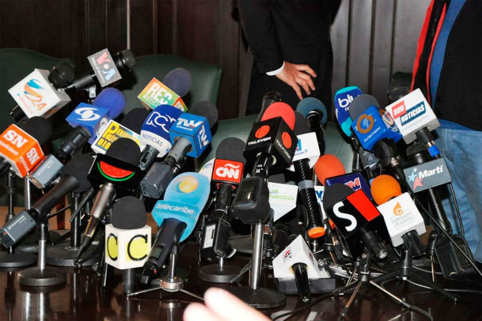 Denuncian restricción de acceso de medios a Las Tejerías - espacio público CNP - espacio público ipys - periodistas - terremoto