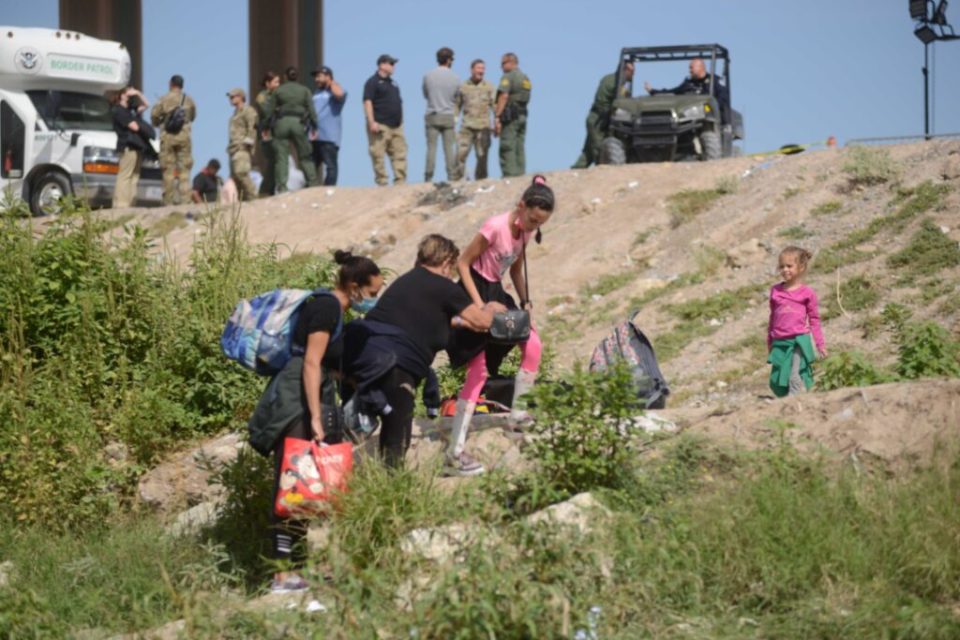 Migrantes Venezolanos en EEUU frontera