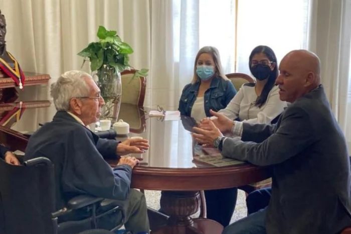 ULA y Fundación El Amparo