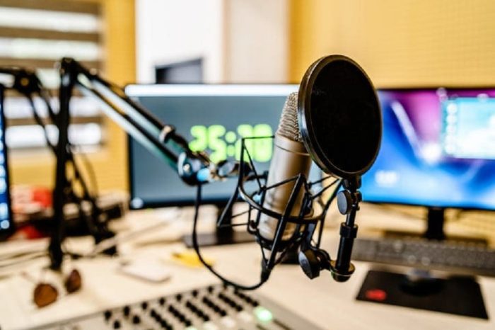 emisoras radio Espacio Público emisora