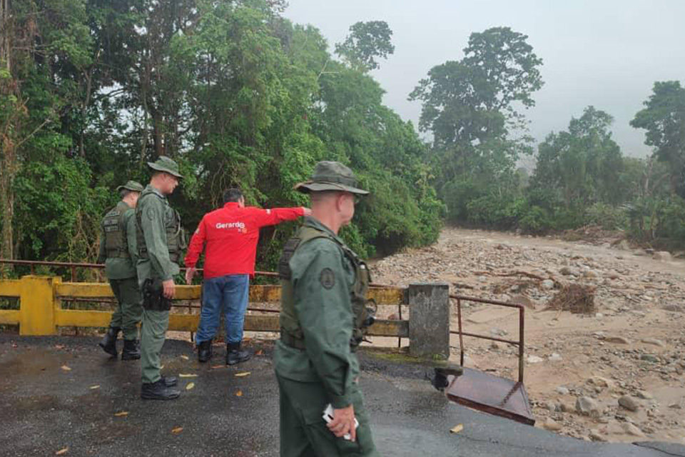 onda tropical Falcón Yaracuy Táchira
