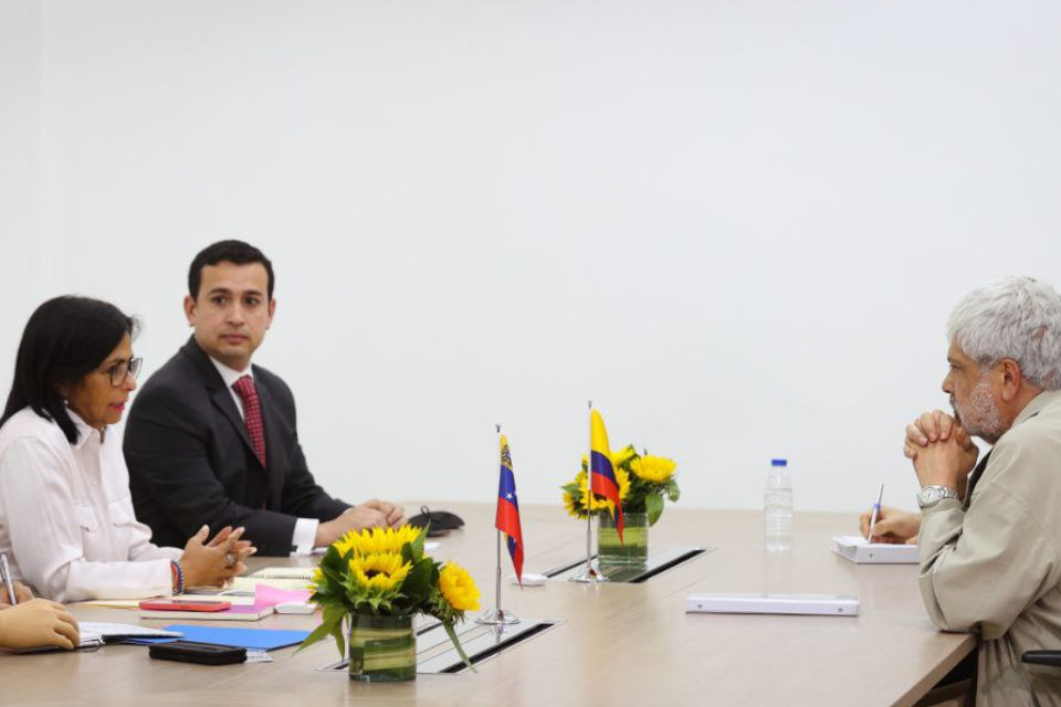 Delcy Rodríguez, Venezuela , Colombia