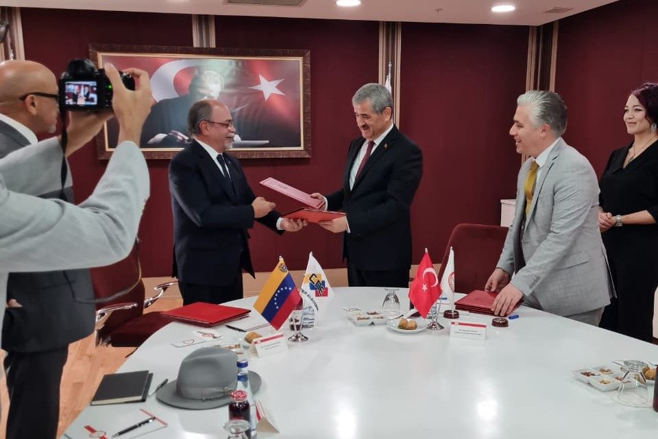 CNE Calzadilla Turquía