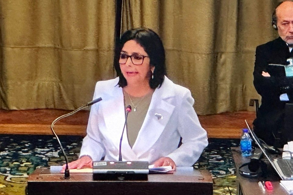 Delcy Rodríguez Esequibo c