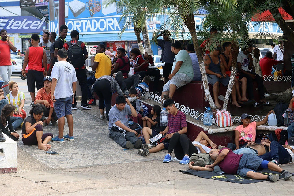 Migrantes planean caravana