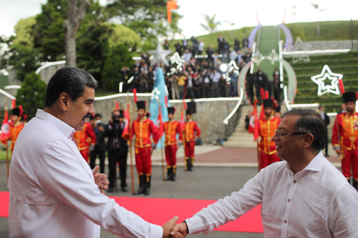 Nicolás Maduro Gustavo Petro
