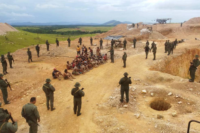 fosa común Bolívar