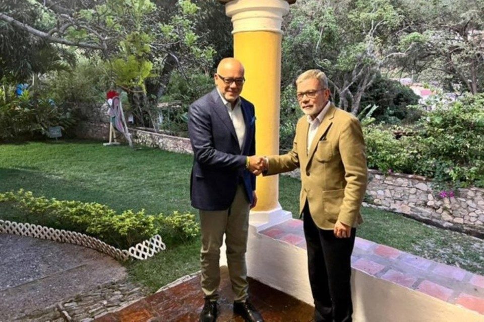 jorge rodriguez gerardo blyde dialogo quinta anauco París Esequibo Guyana