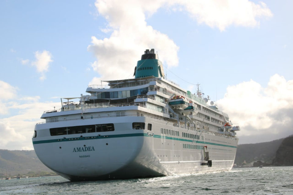 BUQUE AMADEA