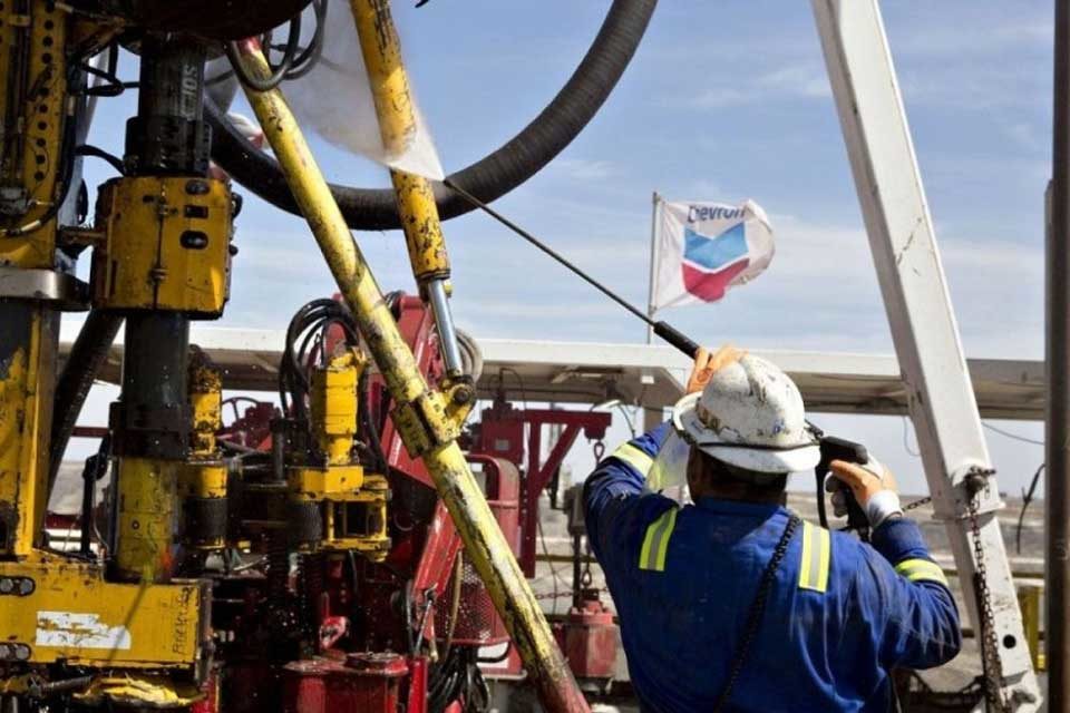 Chevron necesitará recuperación de pozos en Venezuela pozos petroleros