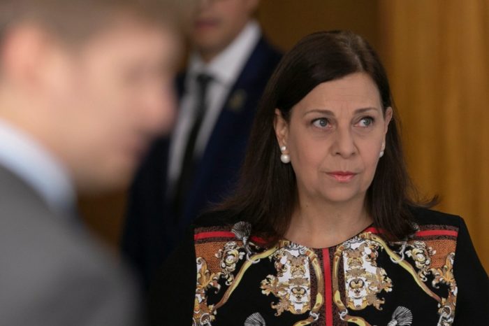 Maria Teresa Belandria representante Brasil interinato