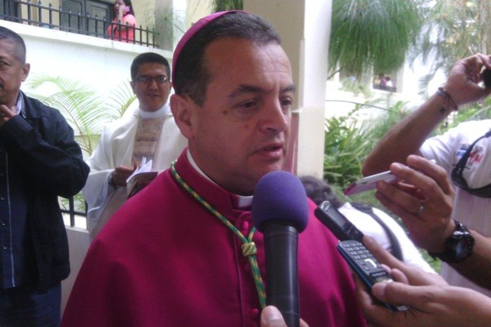 monseñor Carlos Cabezas