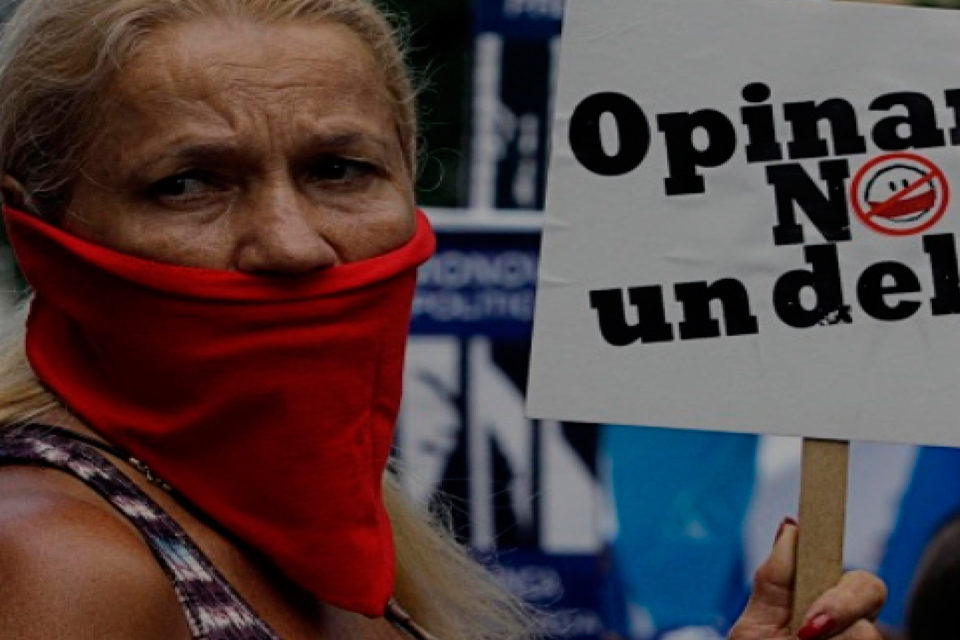 Censura