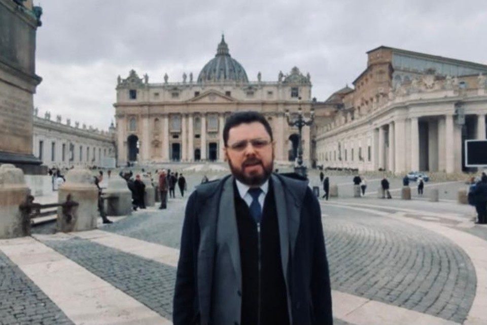 Antonio Ecarri