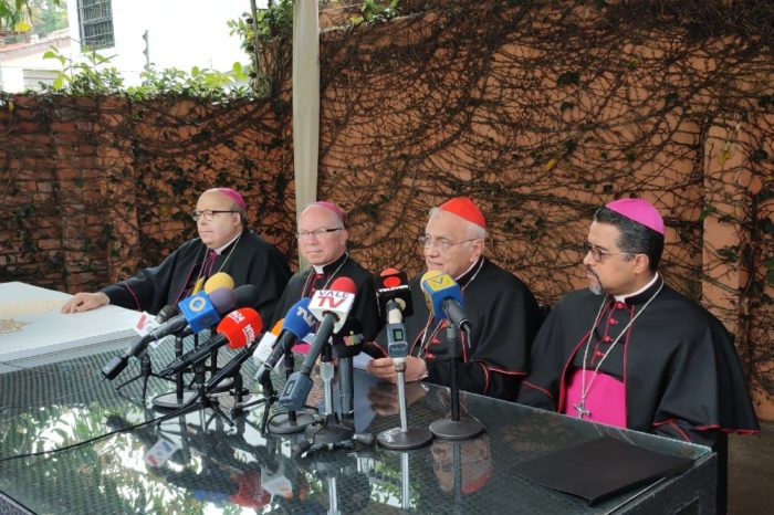 Cardenal Baltazar Porras