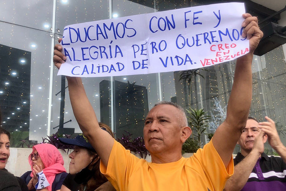 Protesta maestros - conflictos laborales