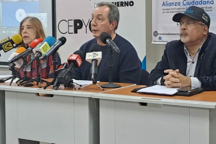 Encuentro de líderes Benigno Alarcón