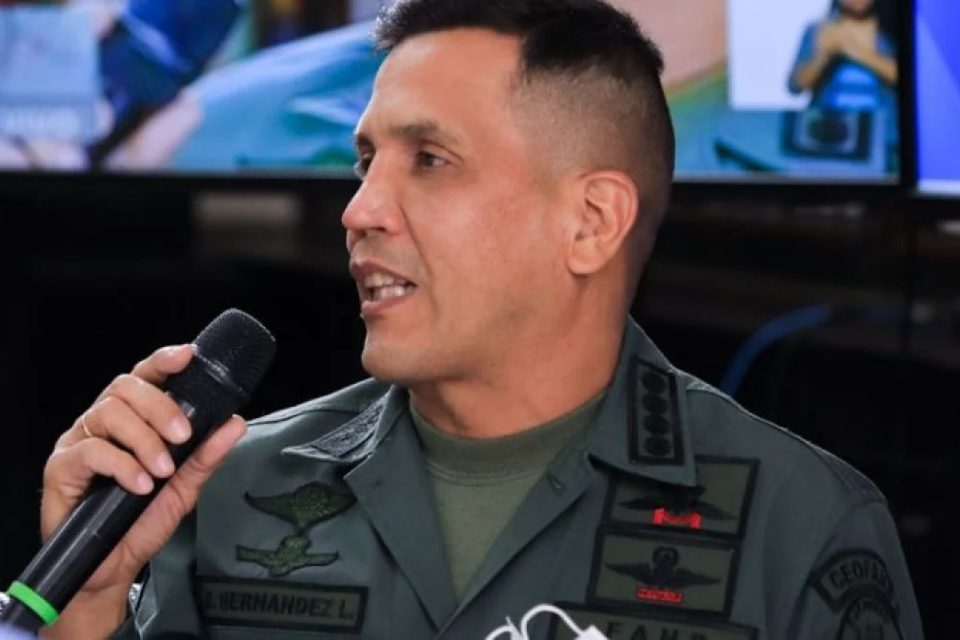 Domingo Hernández Lárez EEUU