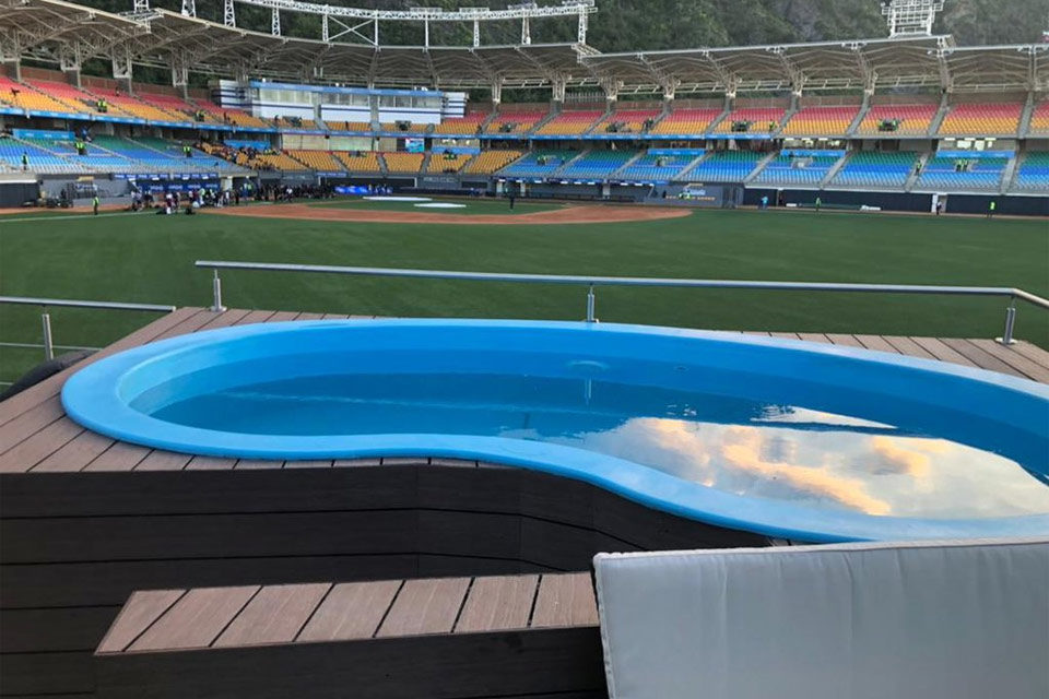 Estadio de Macuto con Jacuzzi para la serie del Caribe